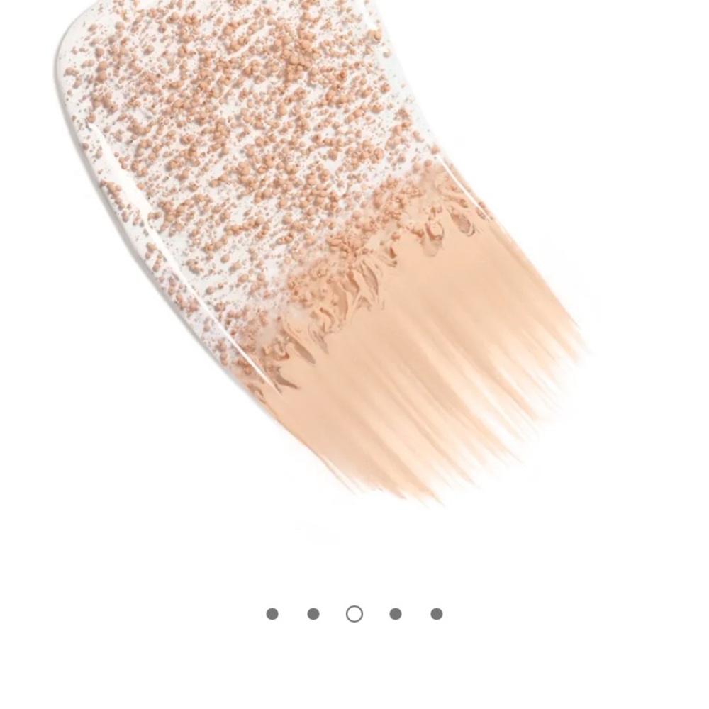 CHANEL Light Color- Cream Foundation Les Beiges - Picture 3 of 5